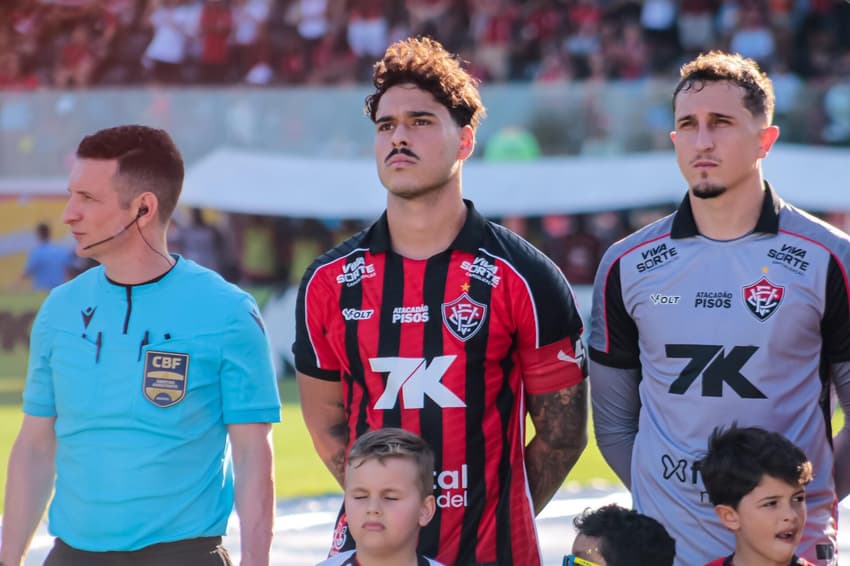 Lucas Halter entrou em campo para Vitória x Botafogo