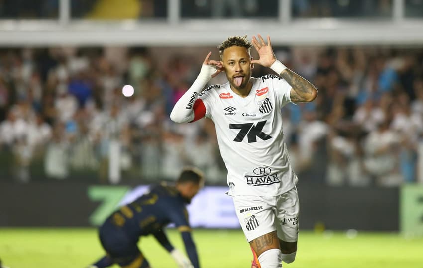 Neymar comemora gol marcado diante do Mirassol (Foto: Mauricio De Souza/AGIF / Gazeta Press)