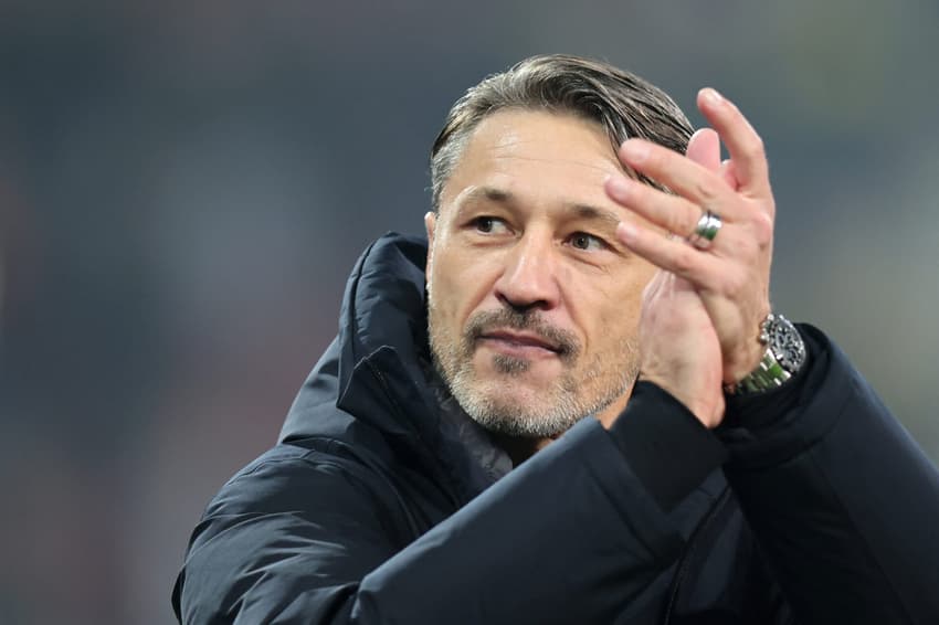Niko Kovač, do Borussia Dortmund, comemora após a vitória por 1 a 0 sobre o Augsburg, pela Bundesliga (Foto: Alexandra Beier / AFP)