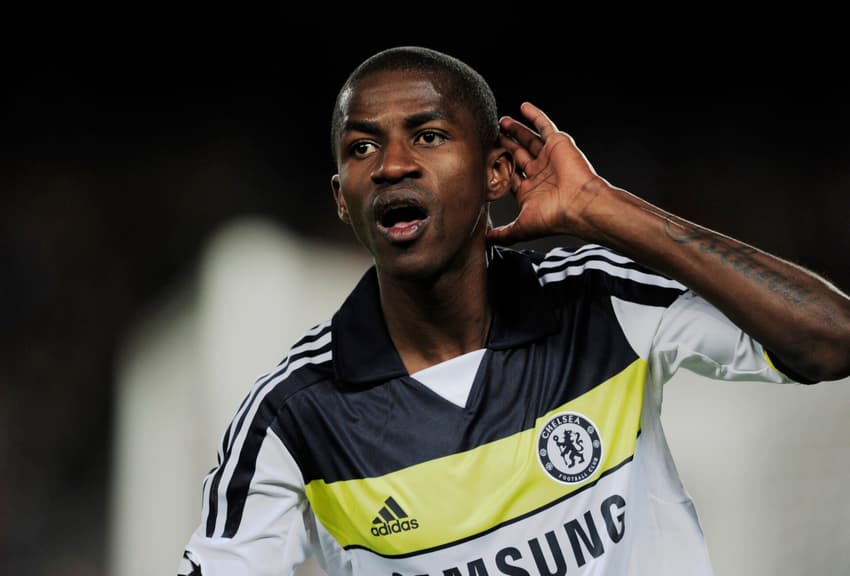 Ramires, ex-meio campista do Chelsea, teve passagem nos Blues entre 2010 e 2016 (Foto: Acervo/Lance!)