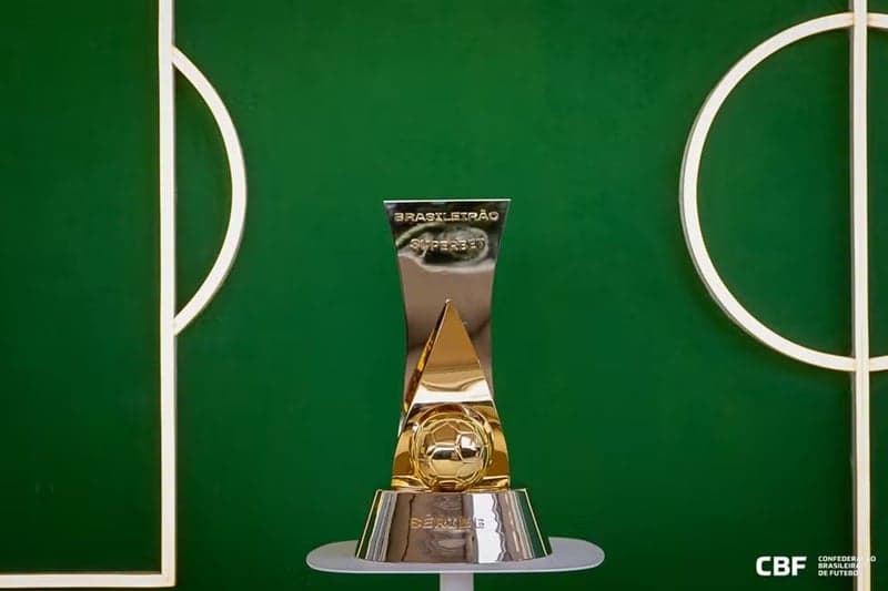 Troféu taça Série B 2025 (Foto: Junior Souza/CBF)