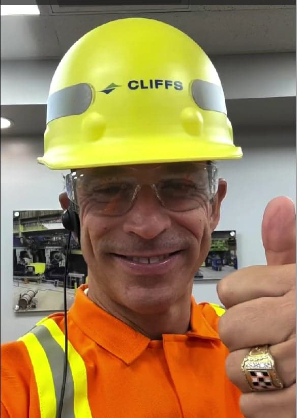 Antes de seguir para a Stock Car, Helio Castroneves visitou as instalações da Cliffs (Foto: Arquivo pessoal)