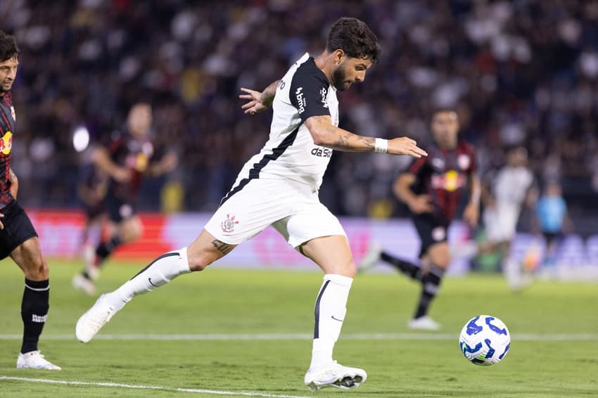 Yuri Alberto em ação no jogo do Corinthians contra o Bragantino pelo Brasileirão (Foto: Arthur Mathias /Mochila Press/ Gazeta Press)