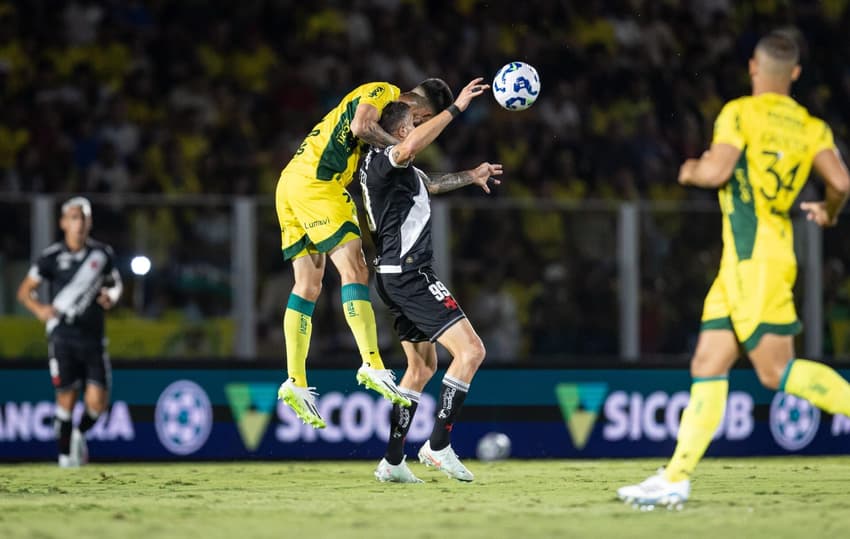 Vegetti na partida entre Vasco e Mirassol no primeiro turno (Foto: Raphael Marques/RP FOTOPRESS)