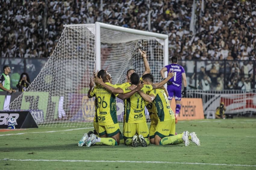 Jogadores do Mirassol comemoram gol contra o Vasco (Foto: Matheus Vieira/Pera Photo Press/Gazeta Press)