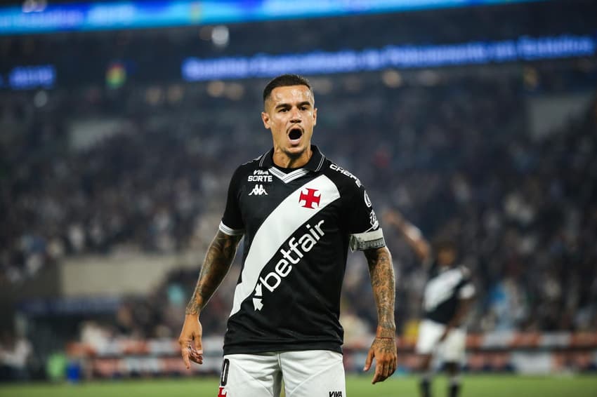 Philippe Couitinho comemora gol do Vasco contra o Fluminense (Foto: Filipe Reveles/Photo Premium/Gazeta Press)