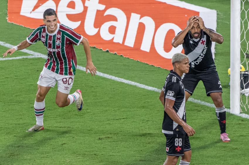 Paulo Henrique, do Vasco, fez gol contra (Foto: Maga Jr/Agência F8/Gazeta Press)