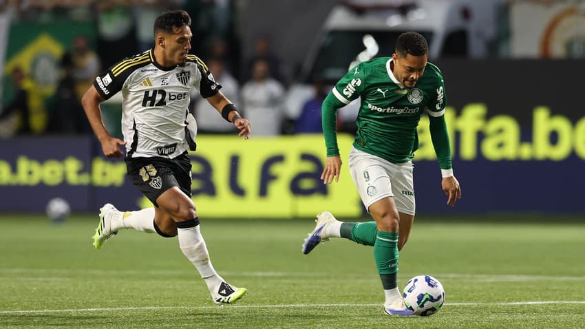 Vitor Roque em ação na partida entre Palmeiras e Atlético-MG (Foto: Cesar Greco/Palmeiras/by Canon)