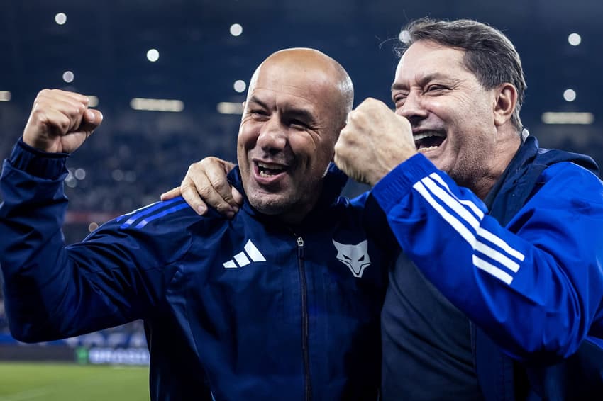 Leonardo Jardim e Pedro Lourenço (Foto: Gustavo Aleixo/Cruzeiro )
