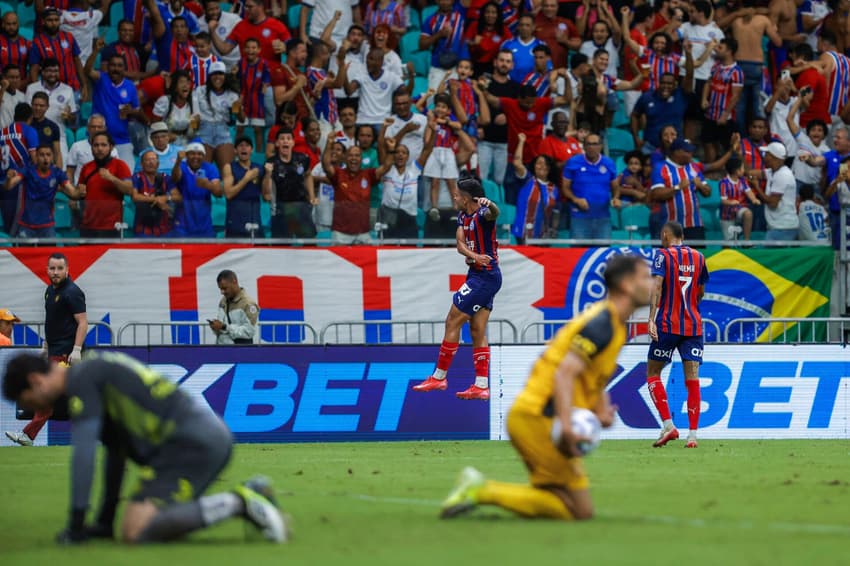 Nestor comemora gol contra o Sport (Foto: Rafael Rodrigues / EC Bahia)