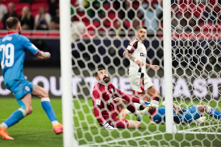 Arrascaeta no Cruz Azul x Flamengo (Foto: Gilvan de Souza/Flamengo)
