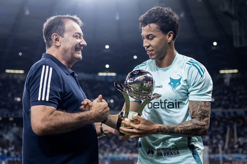 Pedro Lourenço e Kaio Jorge (Foto: Gustavo Aleixo/Cruzeiro)