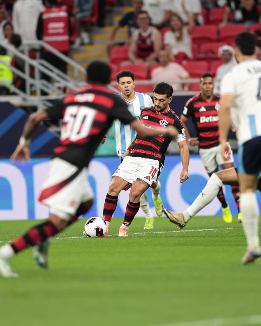 Arrascaeta em Flamengo x Pyramids (Foto: Flickr Flamengo / Gilvan de Souza)
