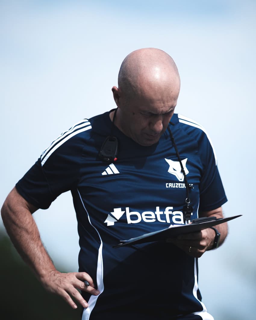 Leonardo Jardim, técnico do Cruzeiro (Foto: Gustavo Aleixo/Cruzeiro)