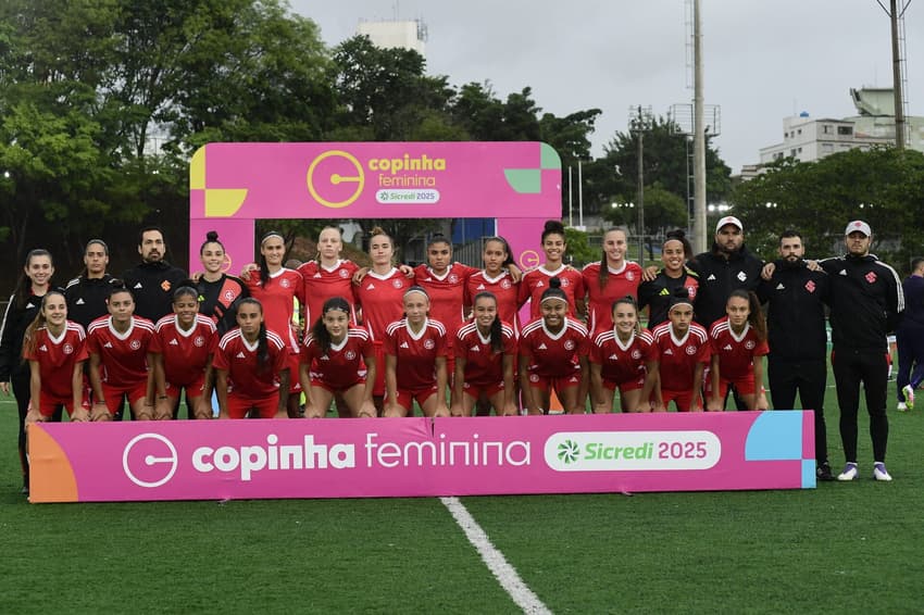 Internacional eliminou o Corinthians e está na semifinal da Copinha Feminina. (Foto: Marcos Ribolli/Ag.Paulistão)