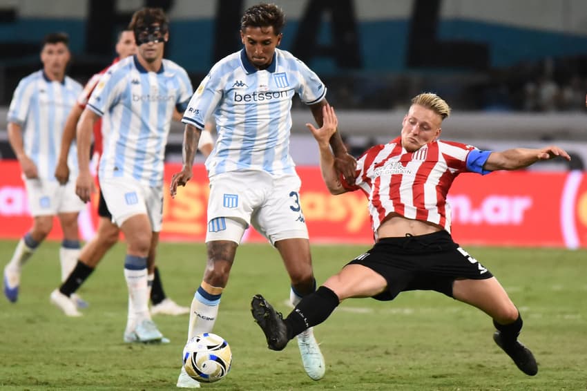 Estudiantes e Racing fizeram jogo disputado na final do Clausura (Foto: Luis SANTILLAN / AFP)
