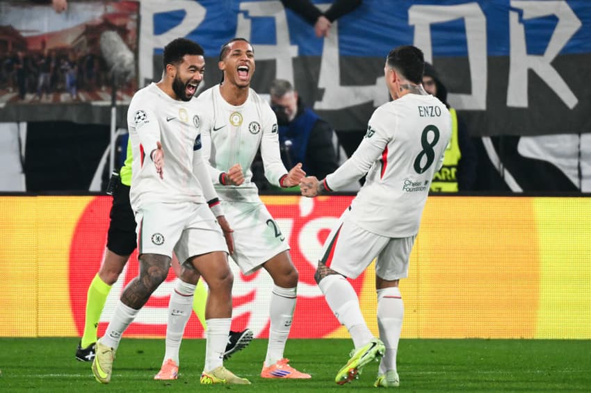 Pela Champions League, a Atalanta venceu o Chelsea por 2 a 1 (Foto: Alberto PIZZOLI / AFP)