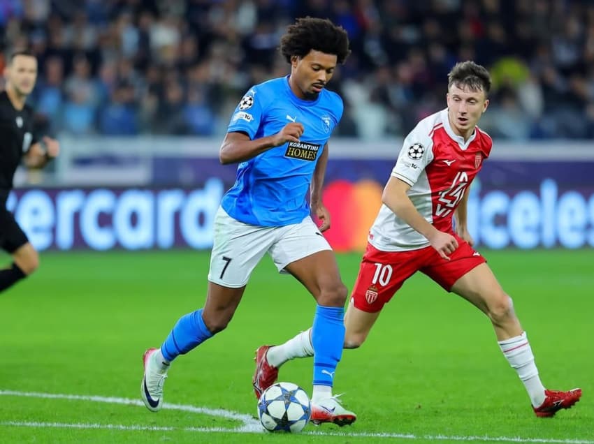 Bruno Felipe em ação pelo Pafos na Champions League (Foto: Divulgação)