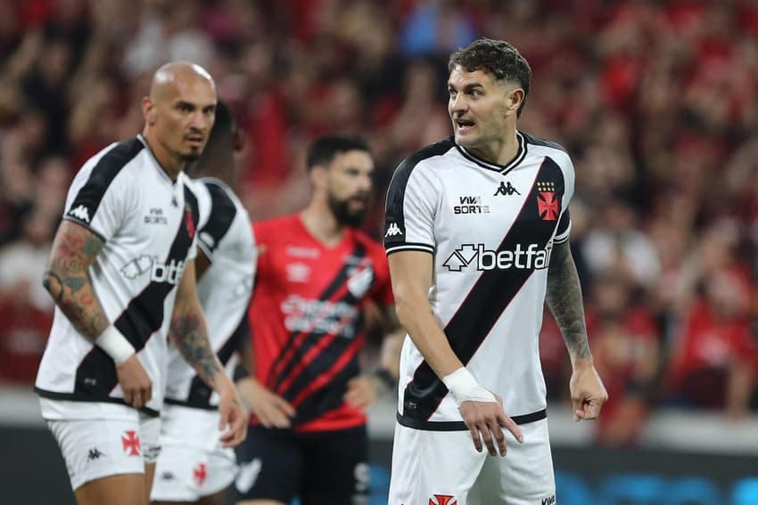 Maicon Vegetti Vasco Athletico Copa do Brasil