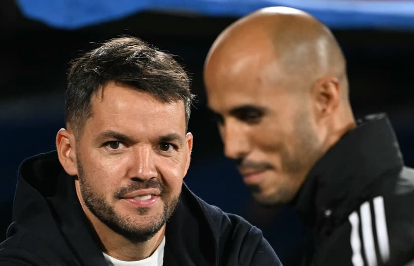 Nicolás Larcamón, técnico do Cruz Azul que teve passagem pelo Cruzeiro (Foto: Carl de Souza / AFP)