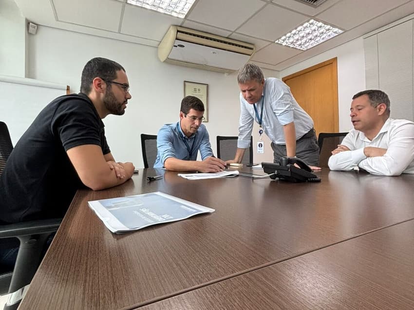 Reunião Vasco Prefeitura VLT São Januário