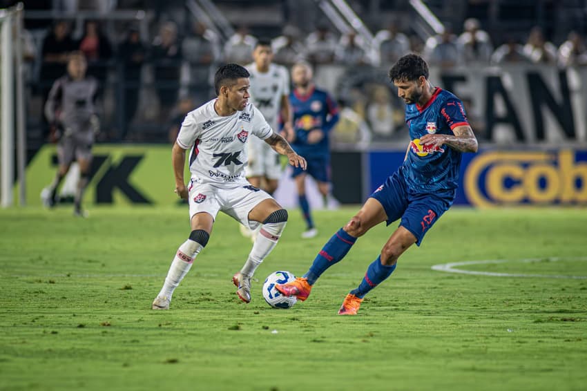 Bragantino e Vitória se enfrentaram pela 37ª rodada (Foto: Victor Ferreira/Vitória)