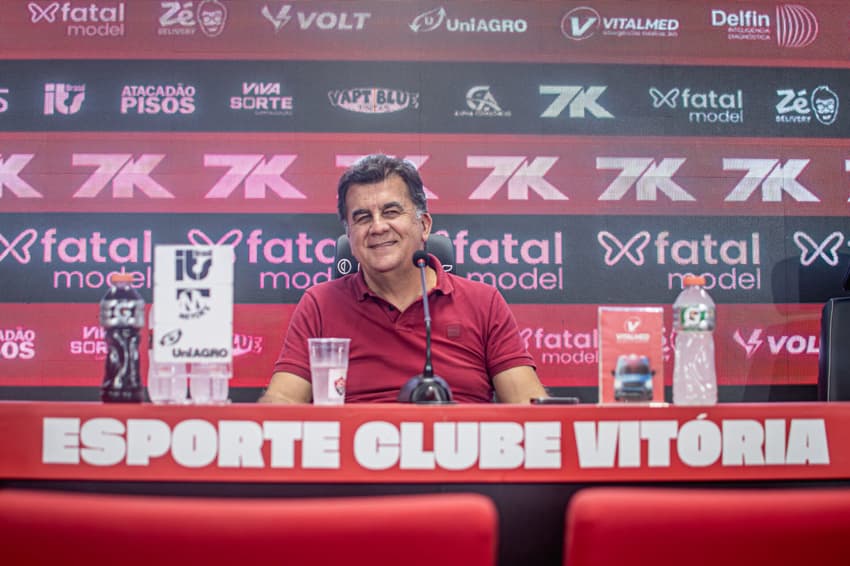 Fábio Mota, presidente do Vitória, em entrevista coletiva (Foto: Victor Ferreira / EC Vitória)