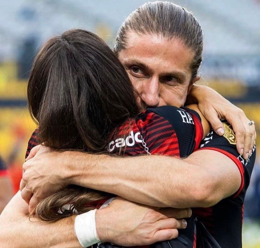 Patrícia Buno e Filipe Luís após título do Flamengo (Foto: Reproduçaõ redes sociais)