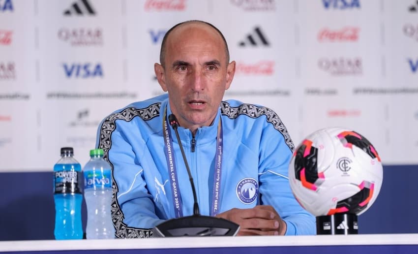 Krunoslav Jurcic, técnico do Pyramids (Foto: Divulgação)