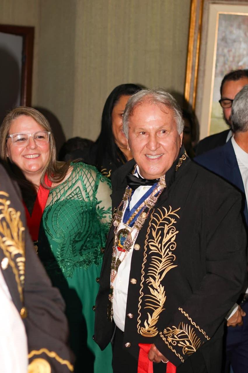 Zico é homenageado em academia brasileira (Foto: Divulgação)
