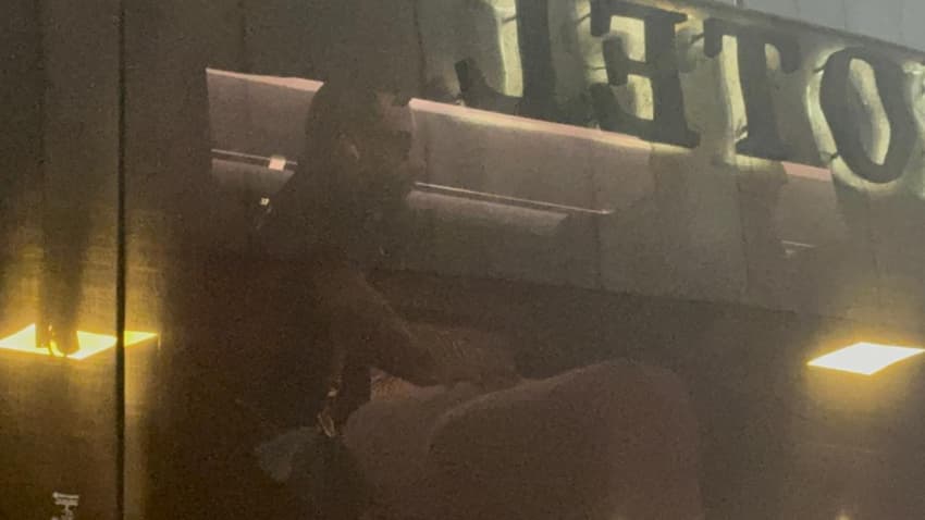 Memphis dentro do ônibus do Corinthians