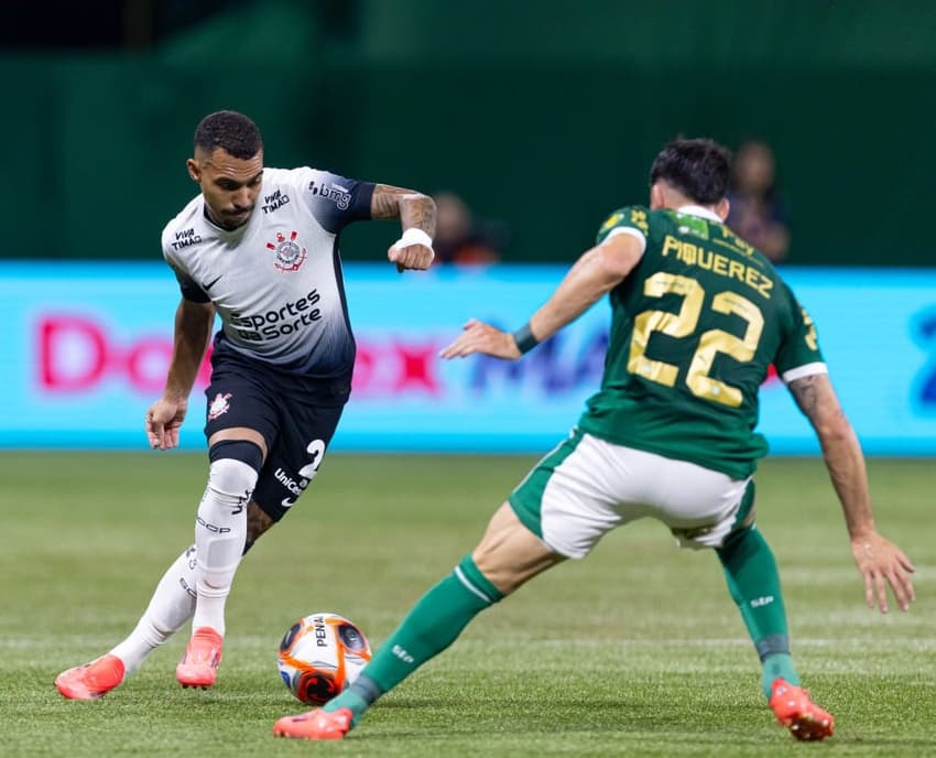 Matheuzinho em jogo diante do Palmeiras (Foto: Rodrigo Coca/ Agência Corinthians)