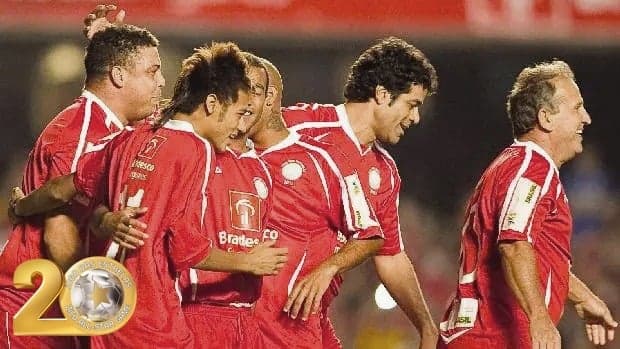 Ronaldo Fenômeno participa do Jogo das Estrelas de Zico (Foto: Ricardo Murdocco/JDE) 