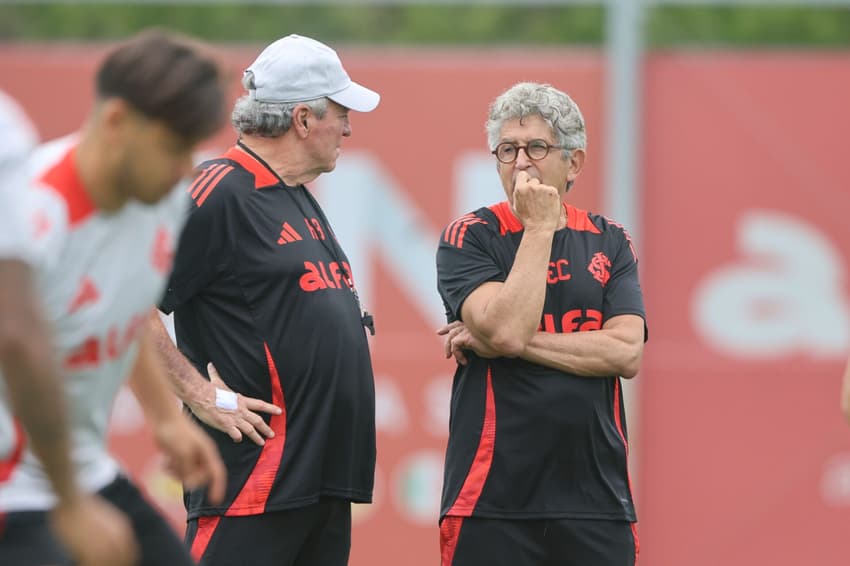 Abel Braga na volta ao Internacional conversa com Elio Carravetta