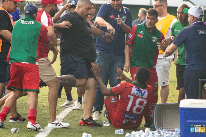 Bill confusão futebol amador Trieste Capão Raso