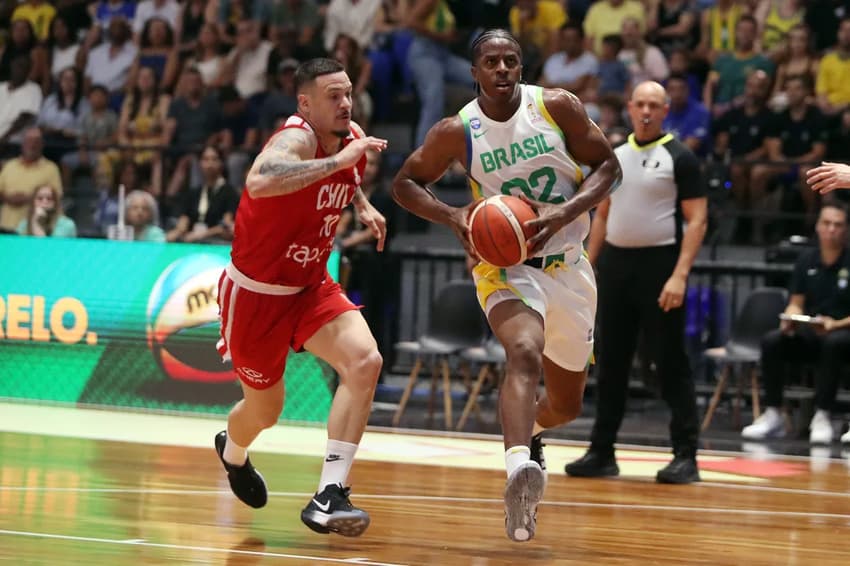 Brasil venceu as duas partidas contra o Chile nas eliminatórias