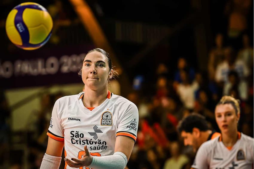 Caitie Baird liderou pontuação do Osasco contra o Zhetysu