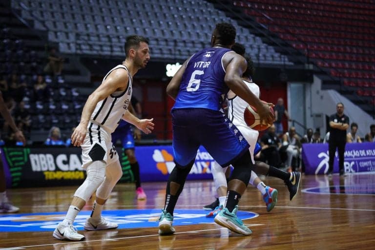 Corinthians e Rio Claro se enfrentaram pela 10ª rodada do NBB