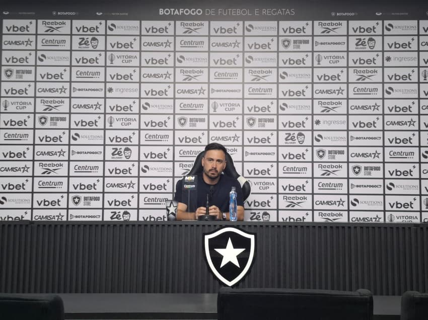 Davide Ancelotti, técnico do Botafogo