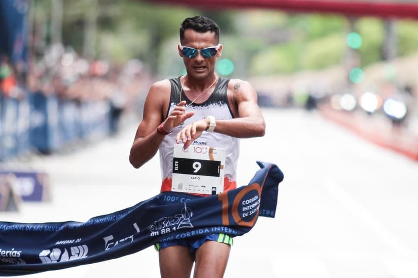 Fabio Jesus chegou em terceiro na 100ª São Silvestre