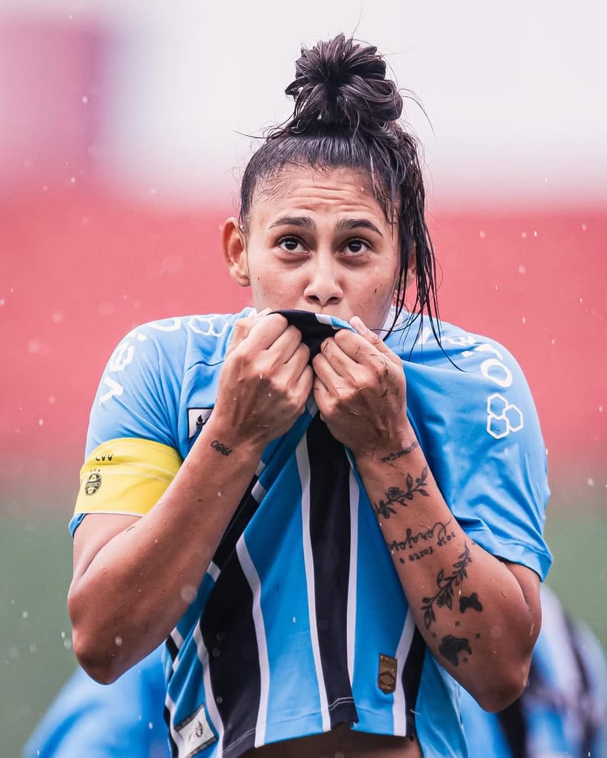 Gisele, atacante do Grêmio. (Foto: FPF/Divulgação)