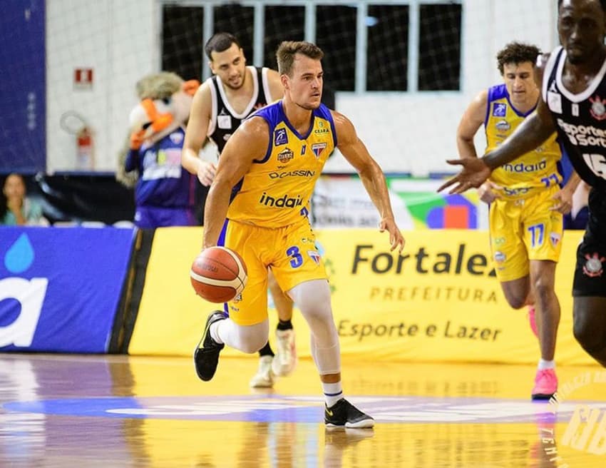 Jack Gohlke hoje atua na equipe do Fortaleza Basquete Cearense no NBB (Foto: Reprodução / Instagram)