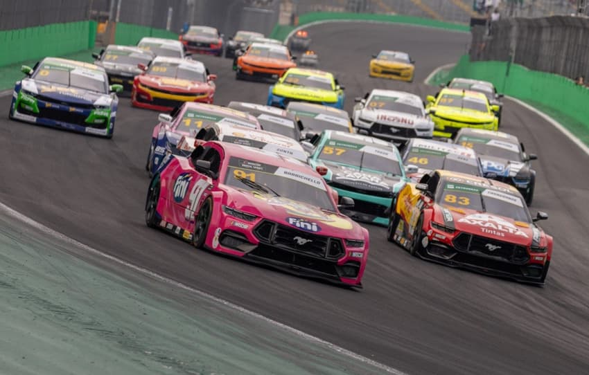 Nascar Brasil teve etapa decisiva no autódromo de Interlagos, em São Paulo