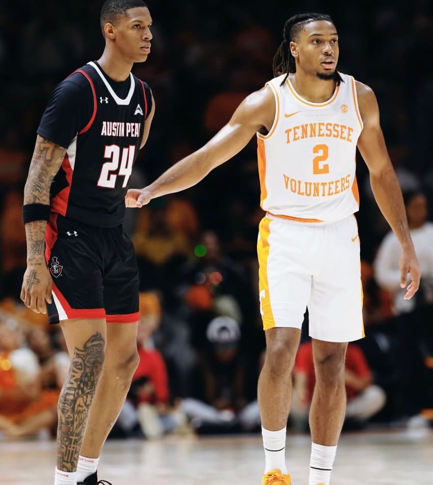 Hansel Enmanuel ao lado de Chaz Lanier (atualmente na NBA na equipe do Detroit Pistons) (Foto: Reprodução / Instagram)