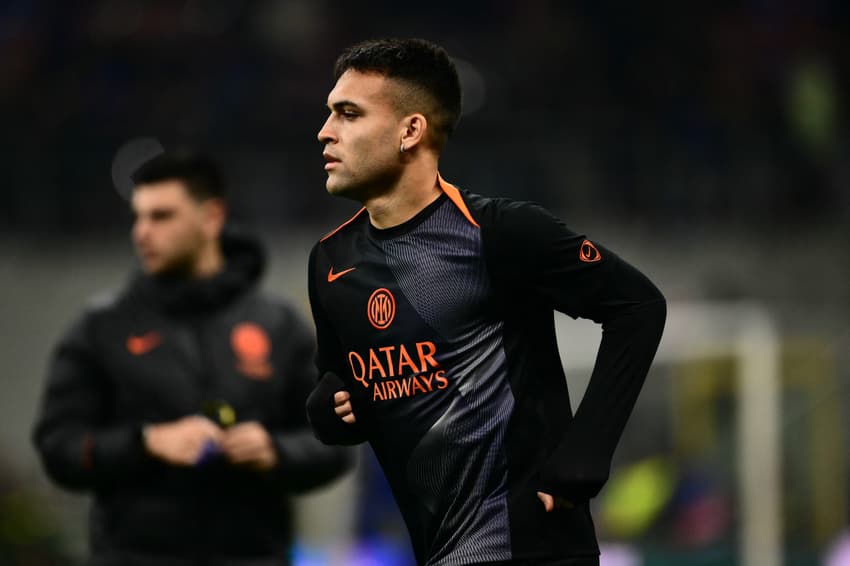 A Inter de Milão recebe o Arsenal na penúltima rodada da fase de liga da Champions League (Foto: Marco Bertorello / AFP)