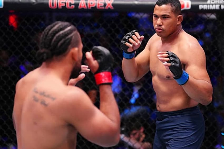 Levi Rodrigues em luta no Dana White's Contender Series (Foto: Reprodução/Instagram: @levi.bmonster)