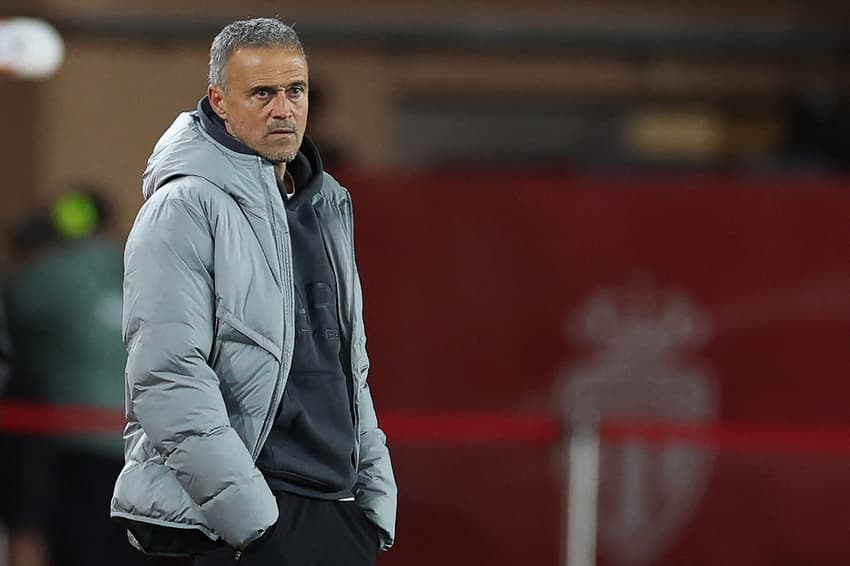 Luis Enrique é treinador do PSG