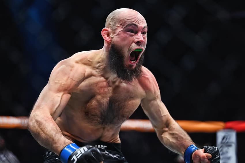 Liberação de Rinat foi surpresa entre fãs (Foto: Reprodução Instagram gladiator_fakhretdinov)