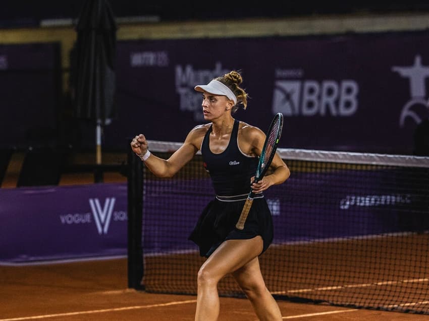 Tenista brasiliense Luiza Fullana, no Rio Ladies Open (Foto: Felipe Figueiredo/Divulgação)