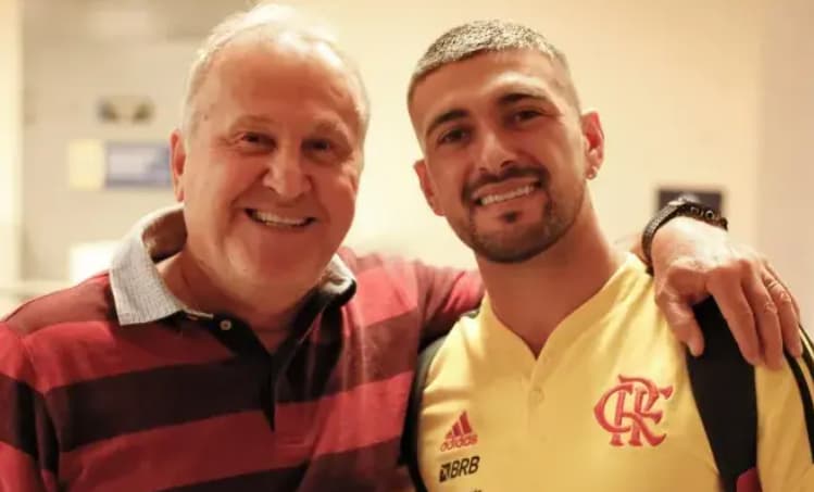 Zico e Arrascaeta, ídolos do Flamengo, no Maracanã (Foto: Reprodução)